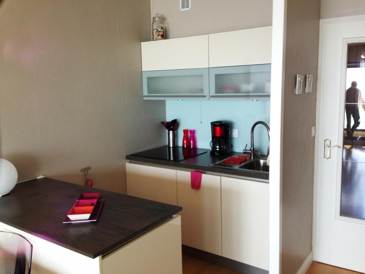 Appartement T2 Refait A Neuf Avec Balcon Face Mer Et Ascenseur, Au Coeur Des Sables-D'Olonne - Fr-1-485-70 Les Sables-dʼOlonne Exteriér fotografie